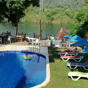 oteli̇ zi̇yaret edi̇n